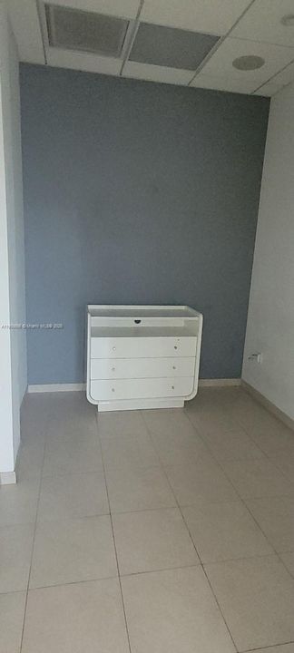 Recently Rented: $1,950 (0 beds, 0 baths, 0 Square Feet)