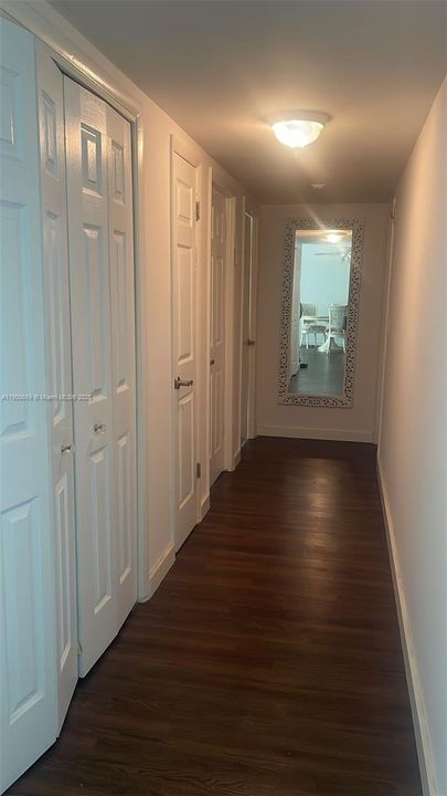 合同活跃: $3,200 (2 贝兹, 2 浴室, 1463 平方英尺)