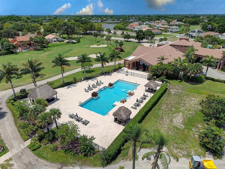 En Venta: $870,000 (5 camas, 3 baños, 2860 Pies cuadrados)