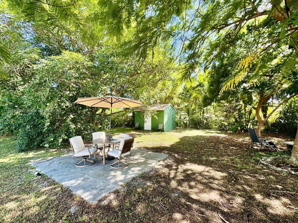 For Sale: $515,000 (3 beds, 1 baths, 1112 Square Feet)