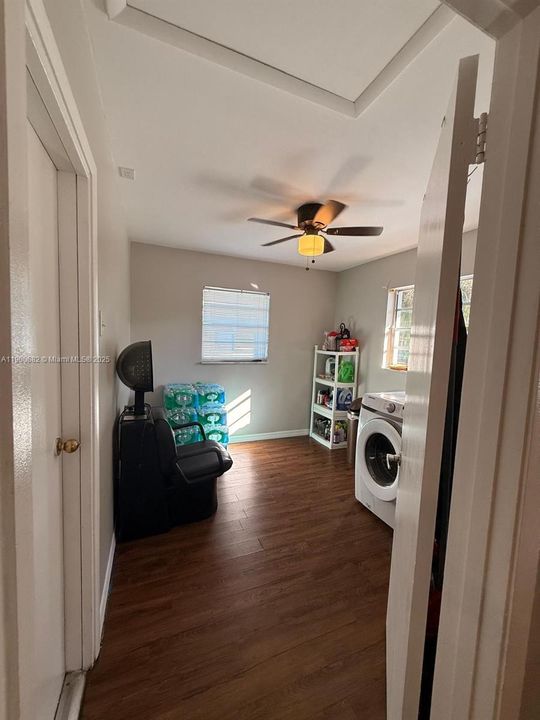 For Sale: $350,000 (3 beds, 2 baths, 1446 Square Feet)