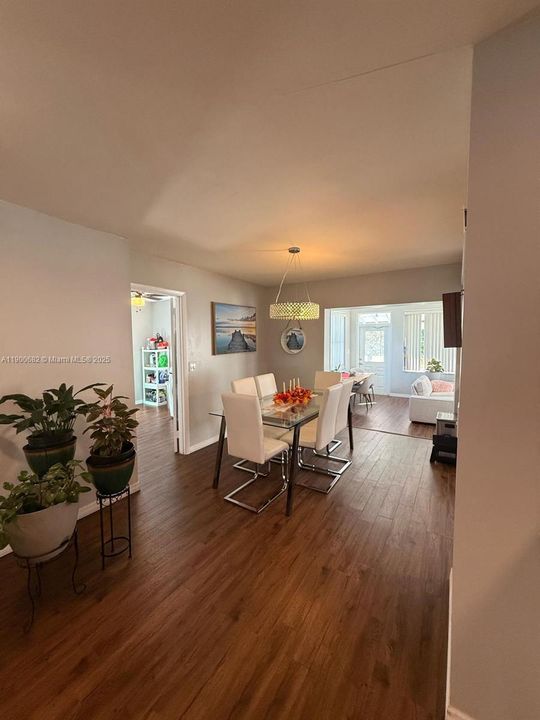 For Sale: $350,000 (3 beds, 2 baths, 1446 Square Feet)