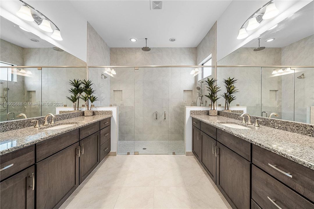 На продажу: $1,050,000 (3 спален, 2 ванн, 1968 Квадратных фут)