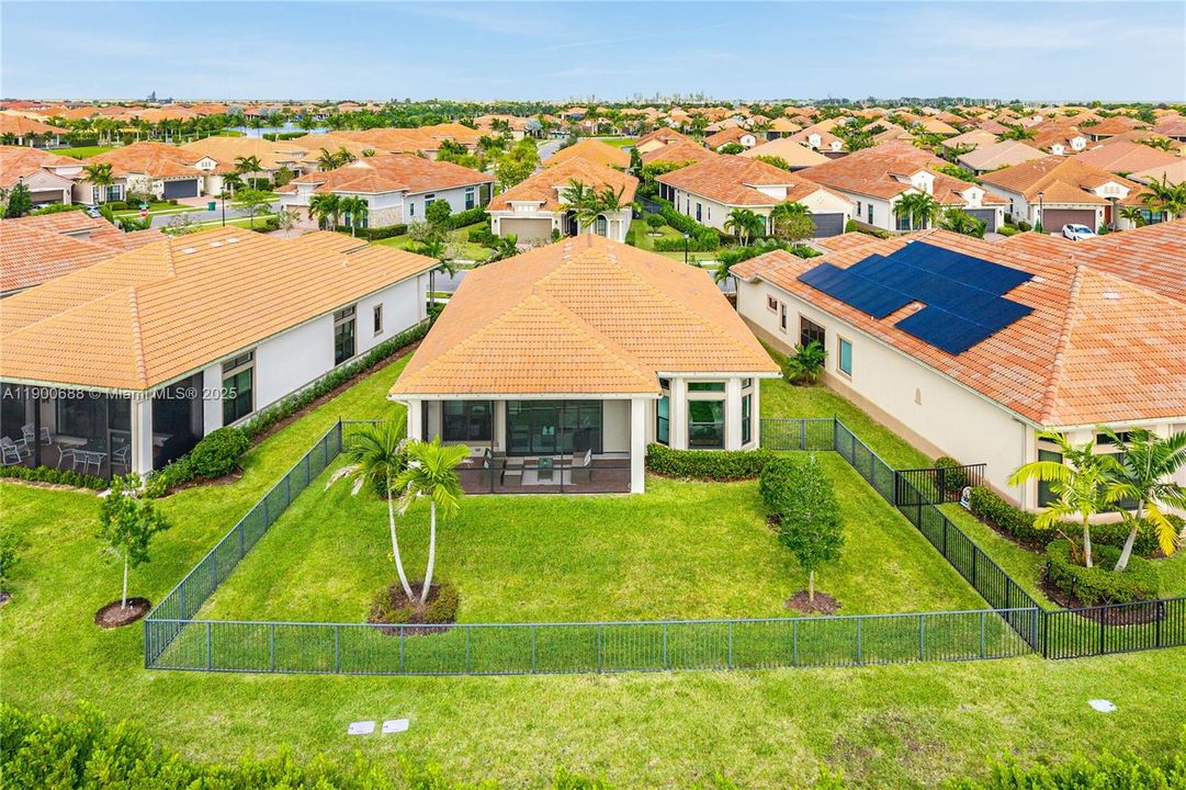 На продажу: $1,050,000 (3 спален, 2 ванн, 1968 Квадратных фут)