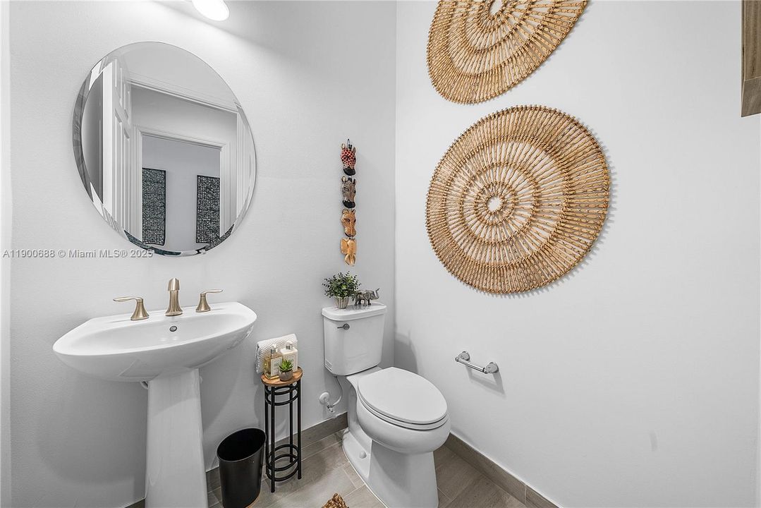 На продажу: $1,050,000 (3 спален, 2 ванн, 1968 Квадратных фут)