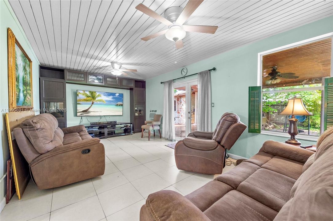 For Sale: $789,900 (4 beds, 2 baths, 2242 Square Feet)