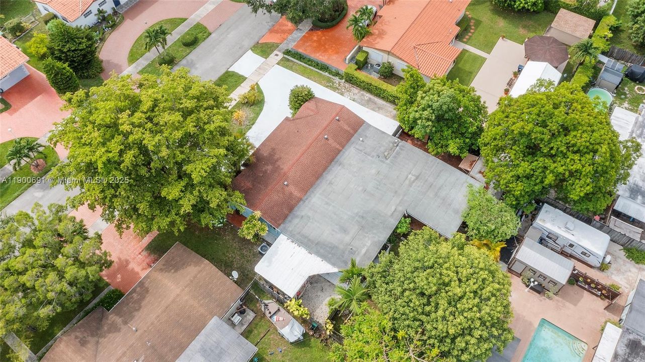 For Sale: $789,900 (4 beds, 2 baths, 2242 Square Feet)