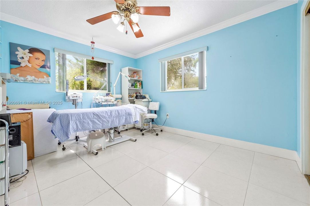 For Sale: $789,900 (4 beds, 2 baths, 2242 Square Feet)