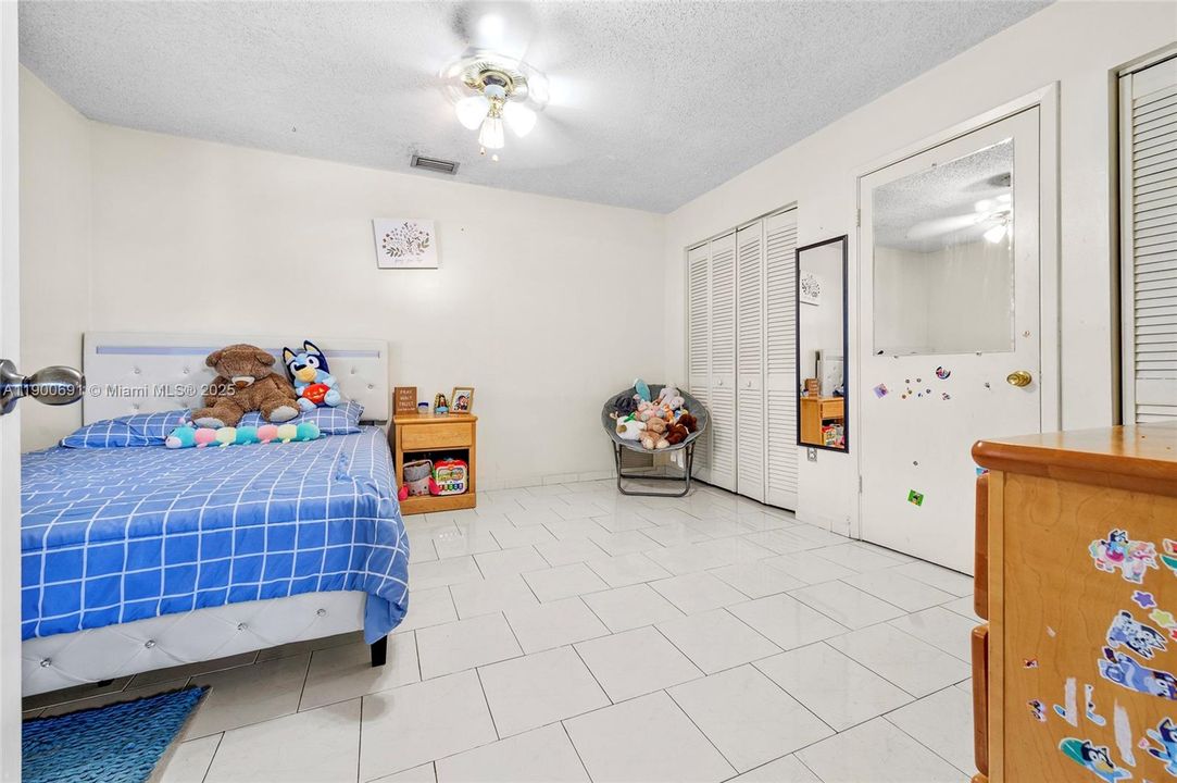 For Sale: $789,900 (4 beds, 2 baths, 2242 Square Feet)