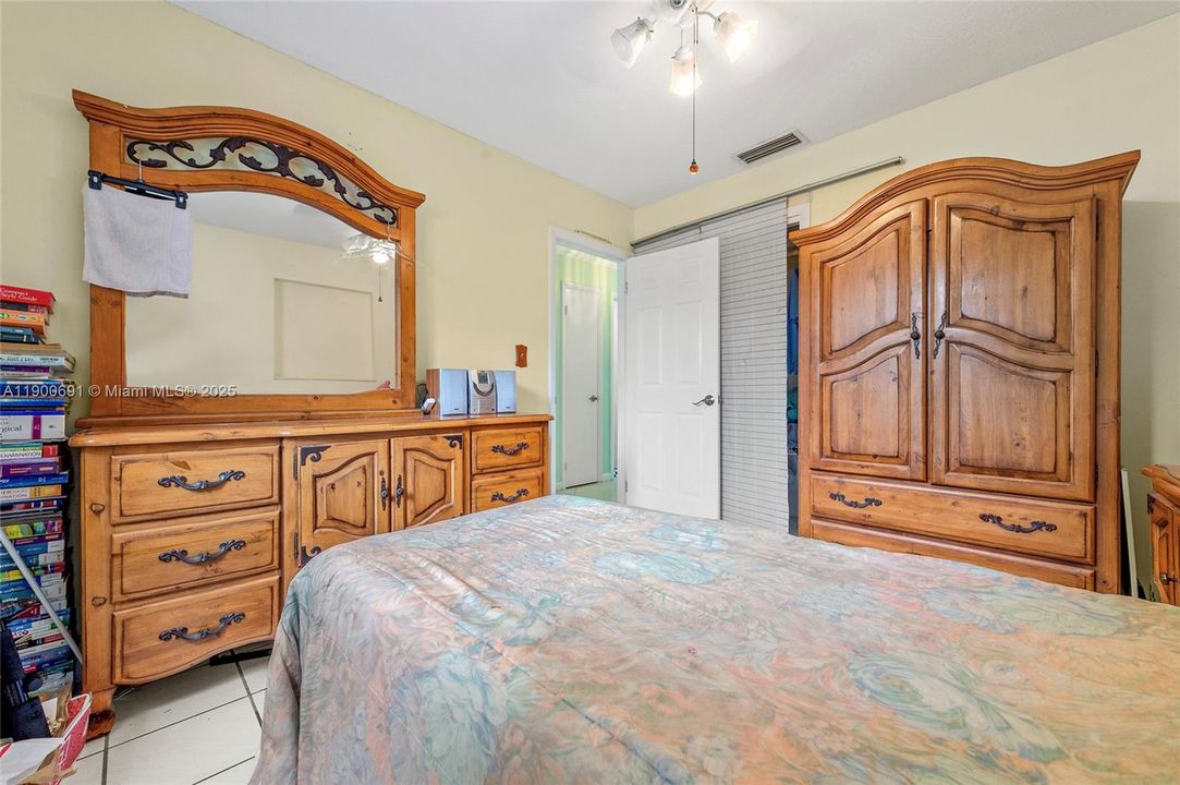 For Sale: $789,900 (4 beds, 2 baths, 2242 Square Feet)