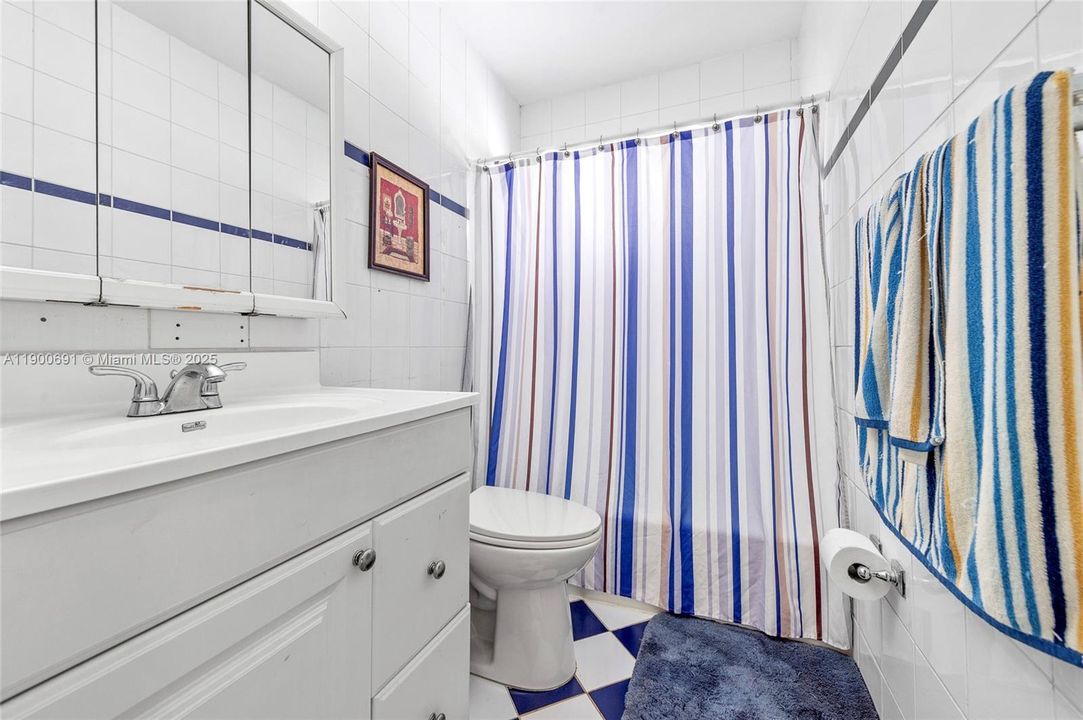 For Sale: $789,900 (4 beds, 2 baths, 2242 Square Feet)