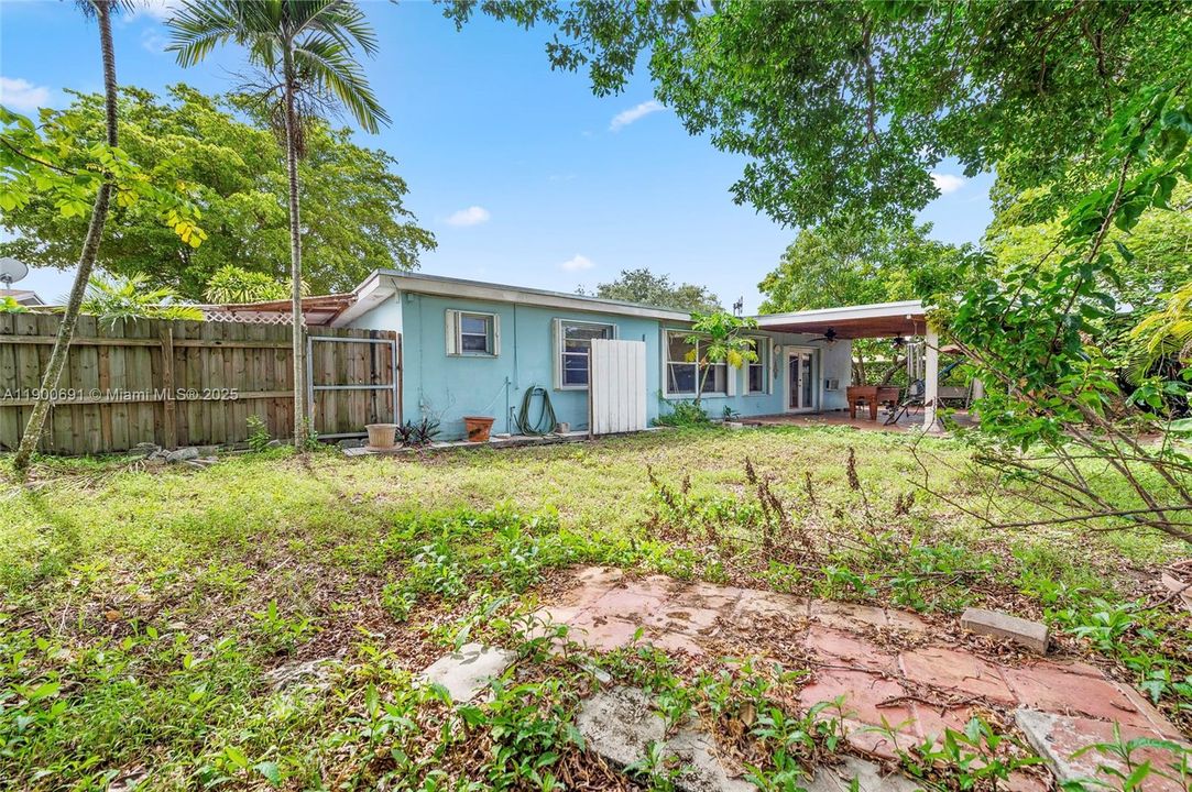 For Sale: $789,900 (4 beds, 2 baths, 2242 Square Feet)