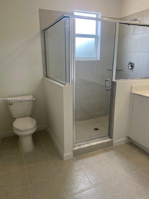 Active With Contract: $2,400 (3 beds, 2 baths, 0 Square Feet)