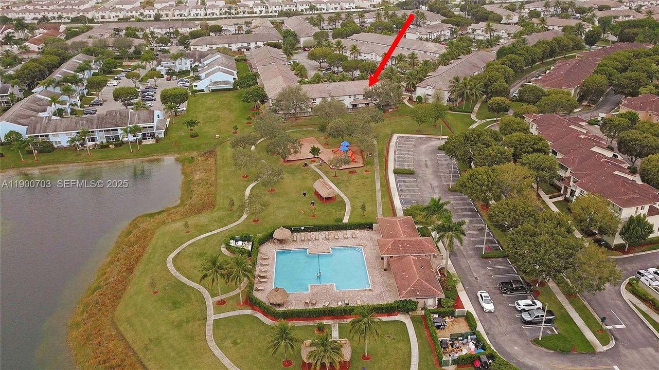 В аренду: $2,250 (2 спален, 2 ванн, 1370 Квадратных фут)