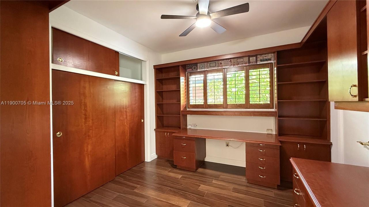 For Rent: $10,500 (4 beds, 3 baths, 2655 Square Feet)