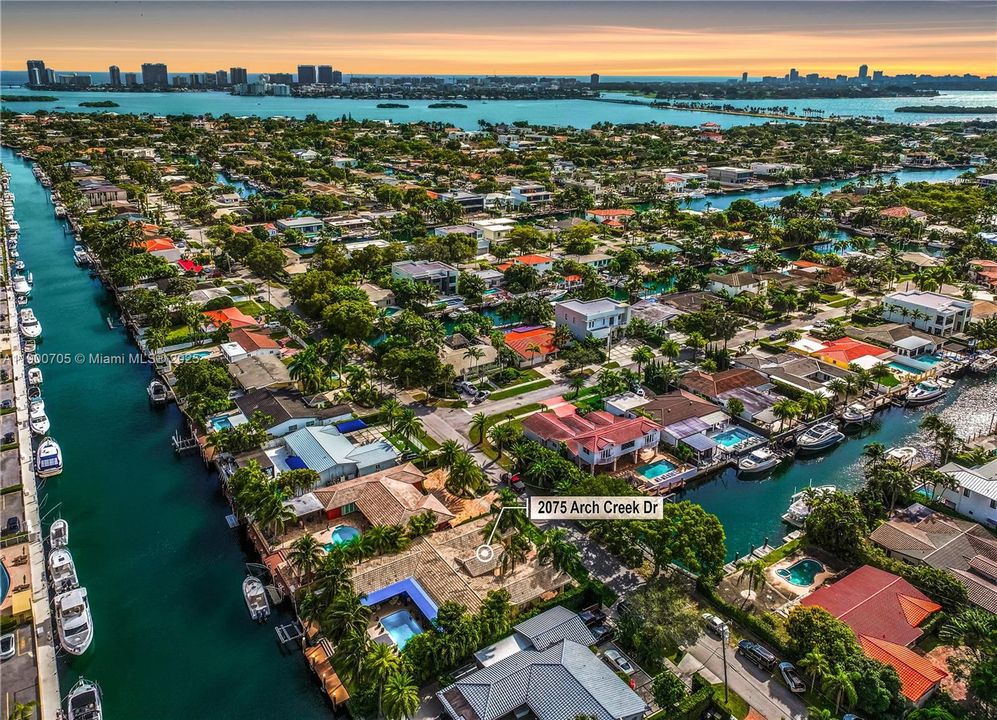 For Rent: $10,500 (4 beds, 3 baths, 2655 Square Feet)