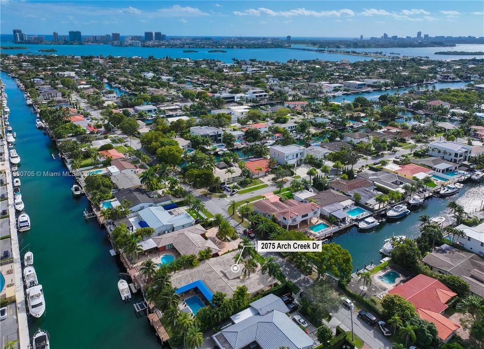 For Rent: $10,500 (4 beds, 3 baths, 2655 Square Feet)