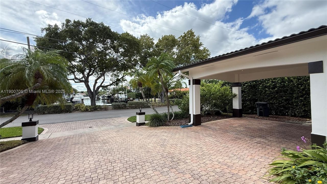 For Rent: $10,500 (4 beds, 3 baths, 2655 Square Feet)