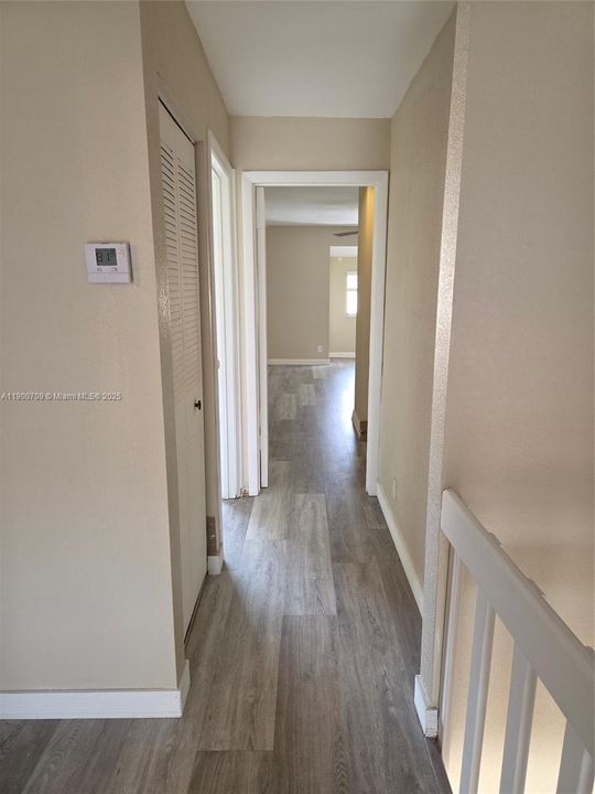 出租: $3,500 (4 贝兹, 2 浴室, 2203 平方英尺)