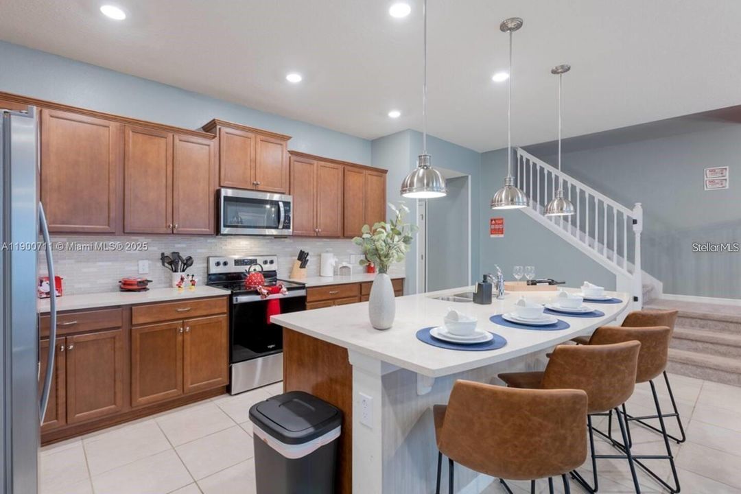 Recently Sold: $480,000 (5 beds, 4 baths, 0 Square Feet)