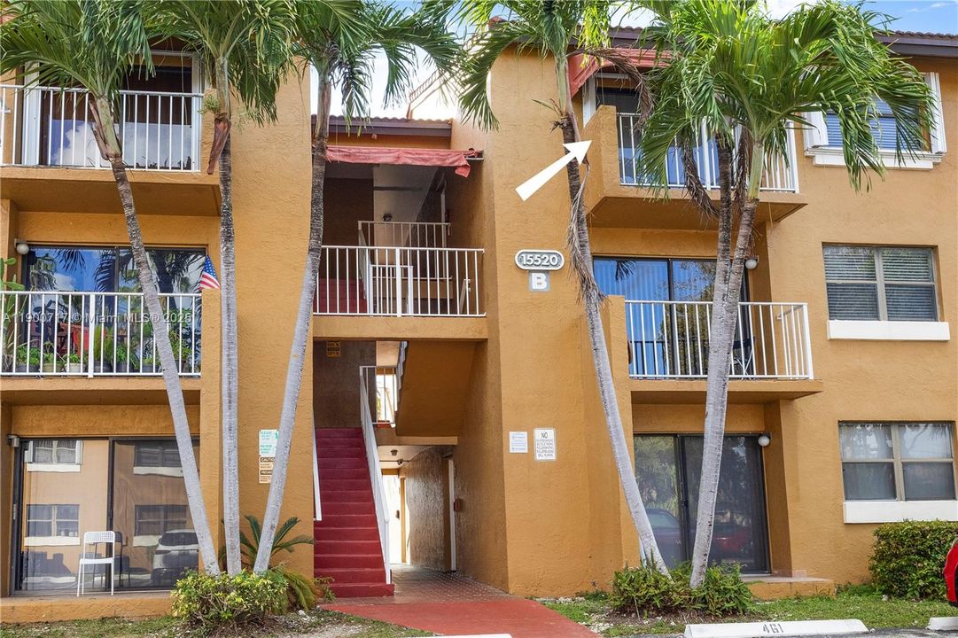 For Sale: $259,990 (2 beds, 1 baths, 867 Square Feet)