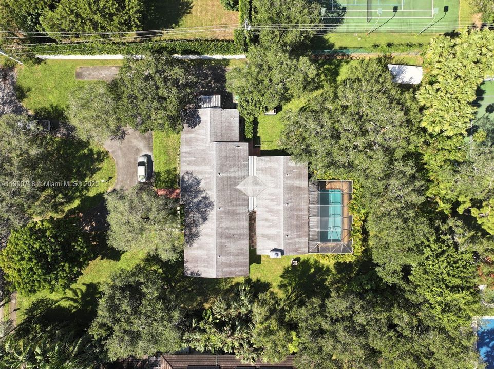 For Sale: $5,600,000 (5 beds, 3 baths, 3708 Square Feet)