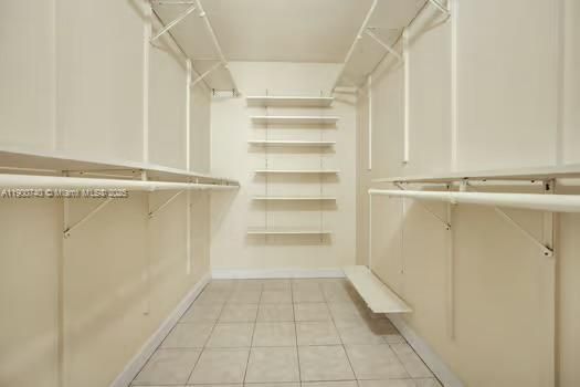 出租: $3,950 (3 贝兹, 2 浴室, 1443 平方英尺)