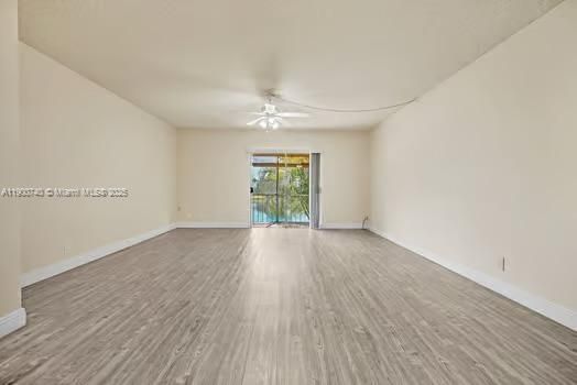 出租: $3,950 (3 贝兹, 2 浴室, 1443 平方英尺)