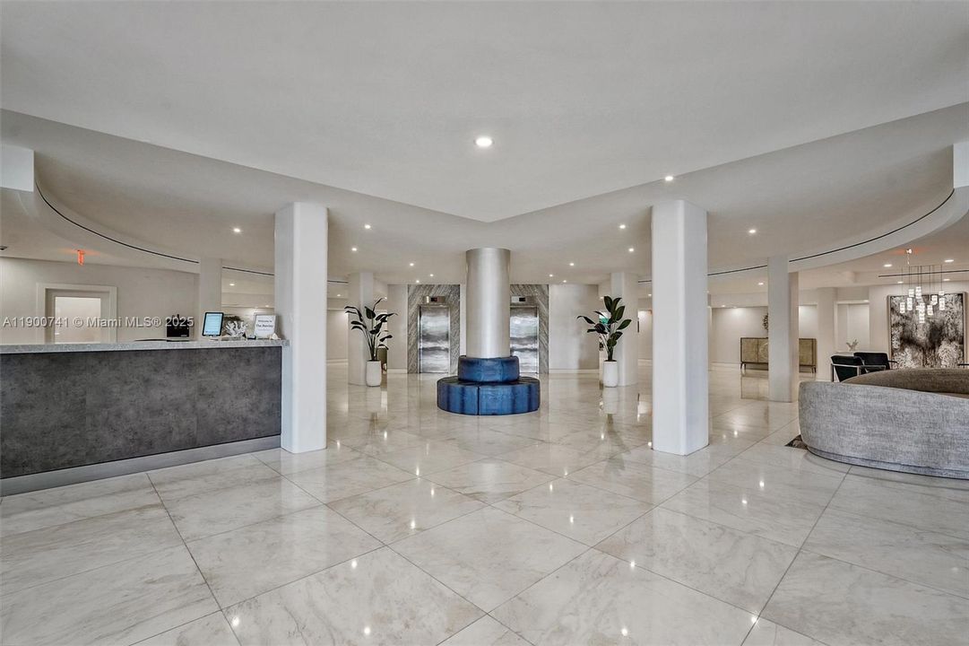 For Sale: $695,000 (2 beds, 2 baths, 1224 Square Feet)