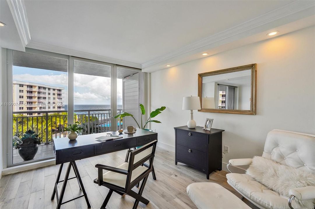 For Sale: $695,000 (2 beds, 2 baths, 1224 Square Feet)