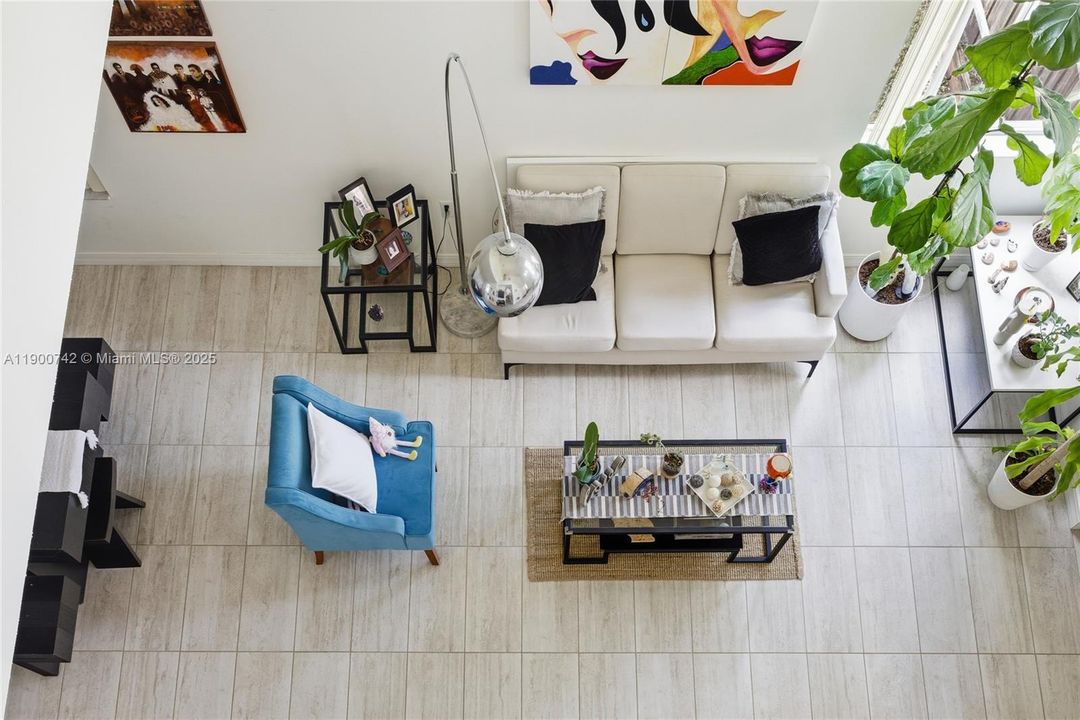 For Sale: $460,000 (3 beds, 2 baths, 1919 Square Feet)