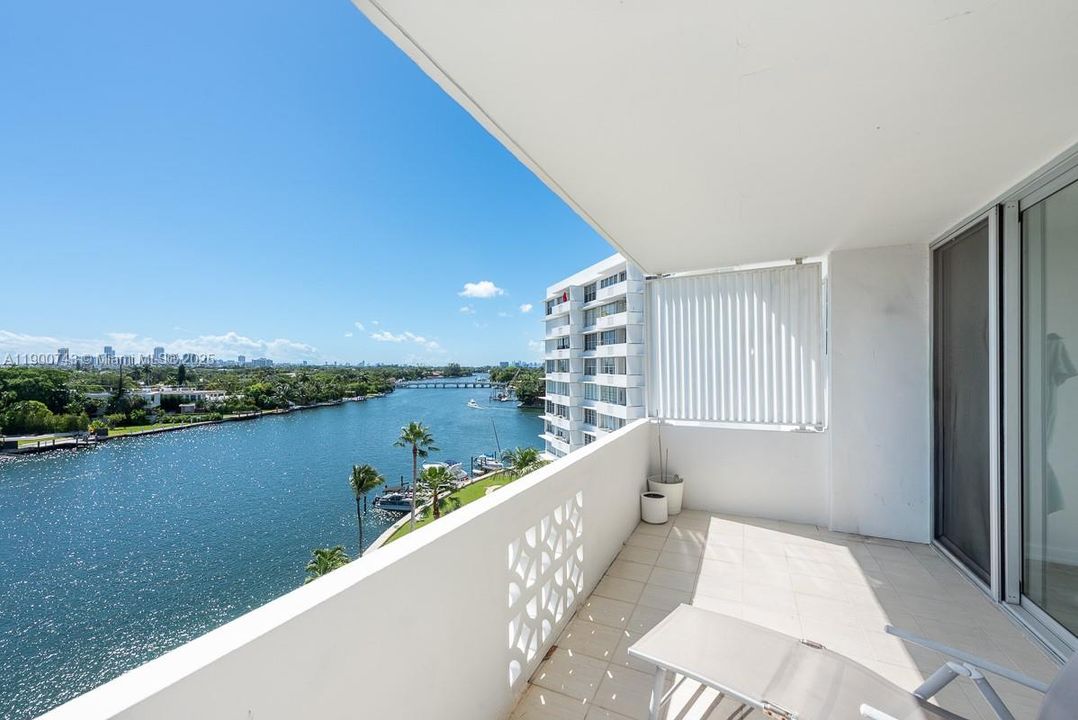 Recently Rented: $3,600 (2 beds, 2 baths, 1118 Square Feet)