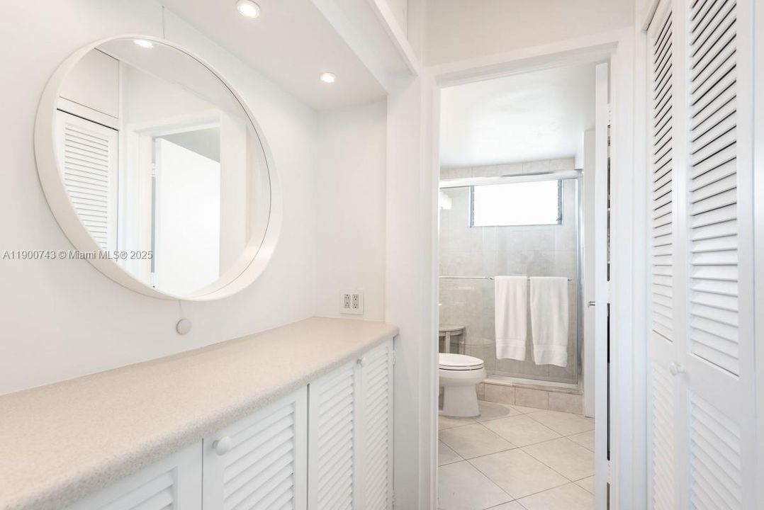 Recently Rented: $3,600 (2 beds, 2 baths, 1118 Square Feet)