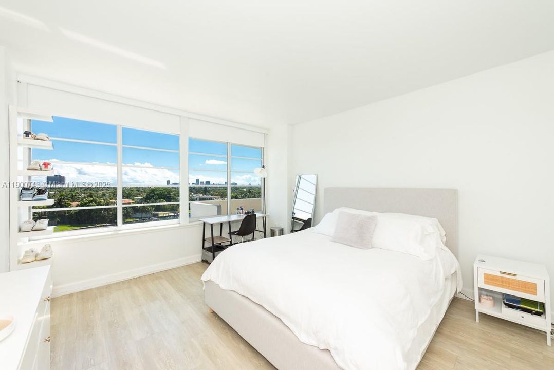 Recently Rented: $3,600 (2 beds, 2 baths, 1118 Square Feet)