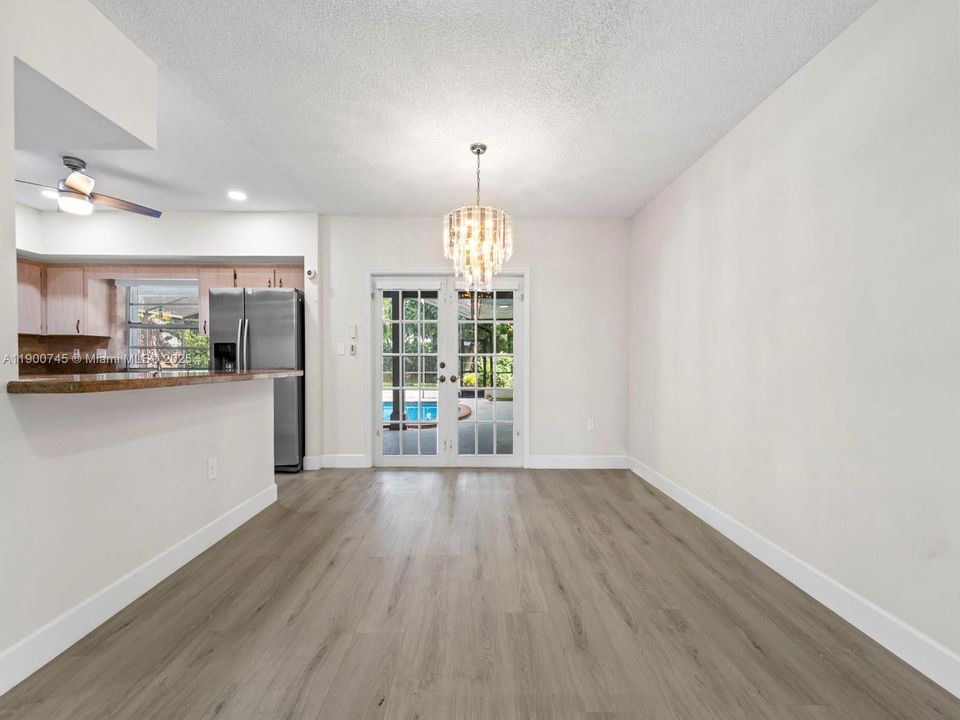 Active With Contract: $5,000 (4 beds, 2 baths, 2024 Square Feet)