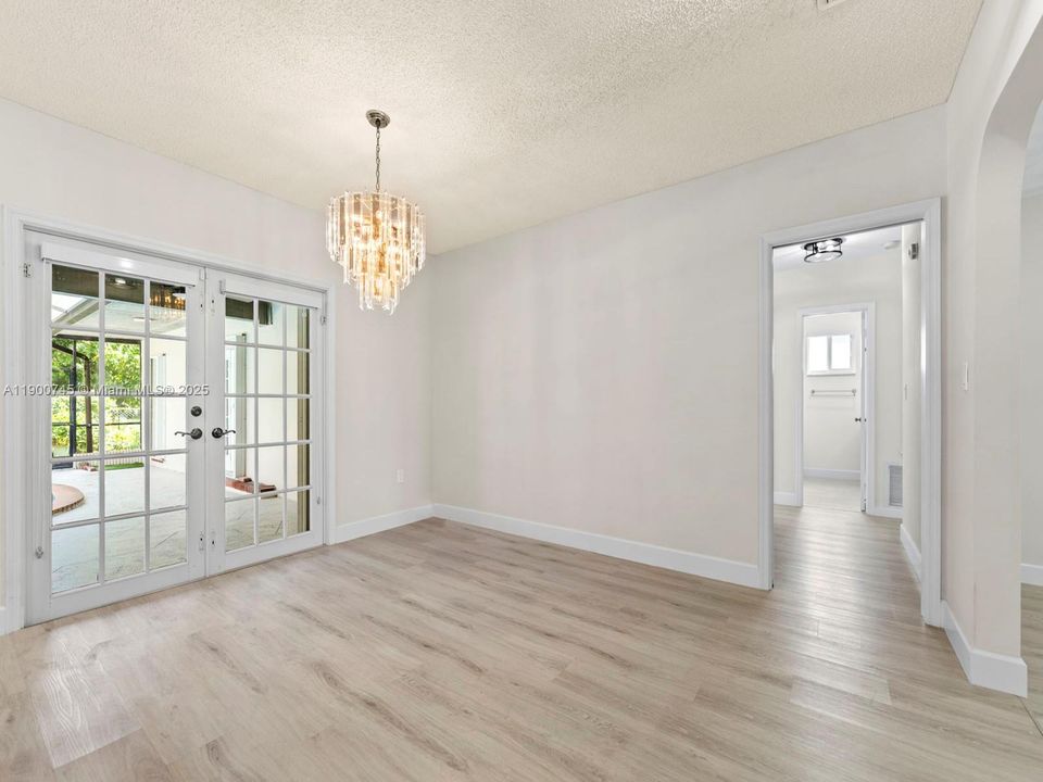 Active With Contract: $5,000 (4 beds, 2 baths, 2024 Square Feet)