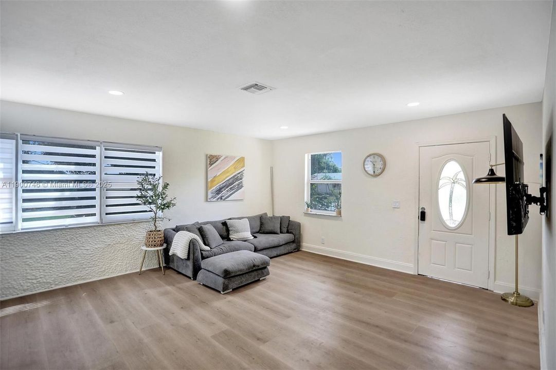 Active With Contract: $780,000 (0 beds, 0 baths, 2401 Square Feet)