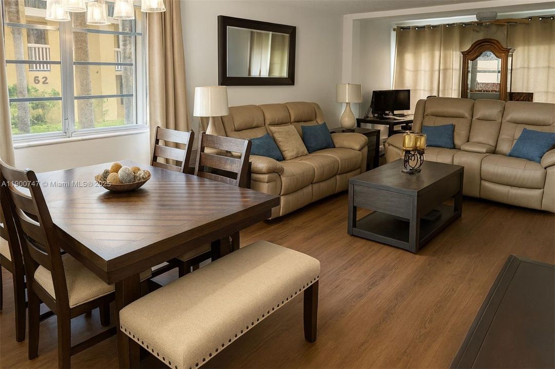 For Sale: $190,000 (2 beds, 2 baths, 1070 Square Feet)