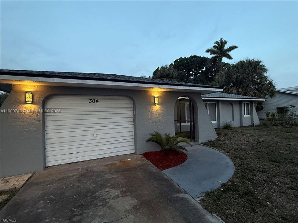 待售: $395,000 (3 贝兹, 2 浴室, 0 平方英尺)