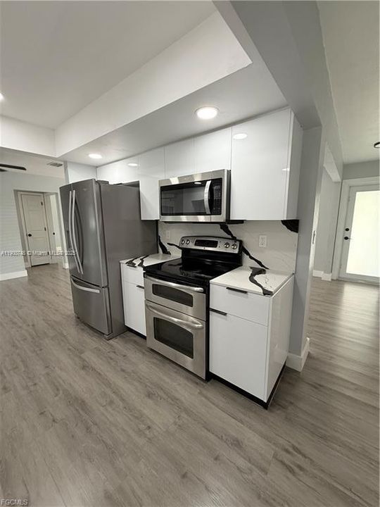 待售: $395,000 (3 贝兹, 2 浴室, 0 平方英尺)