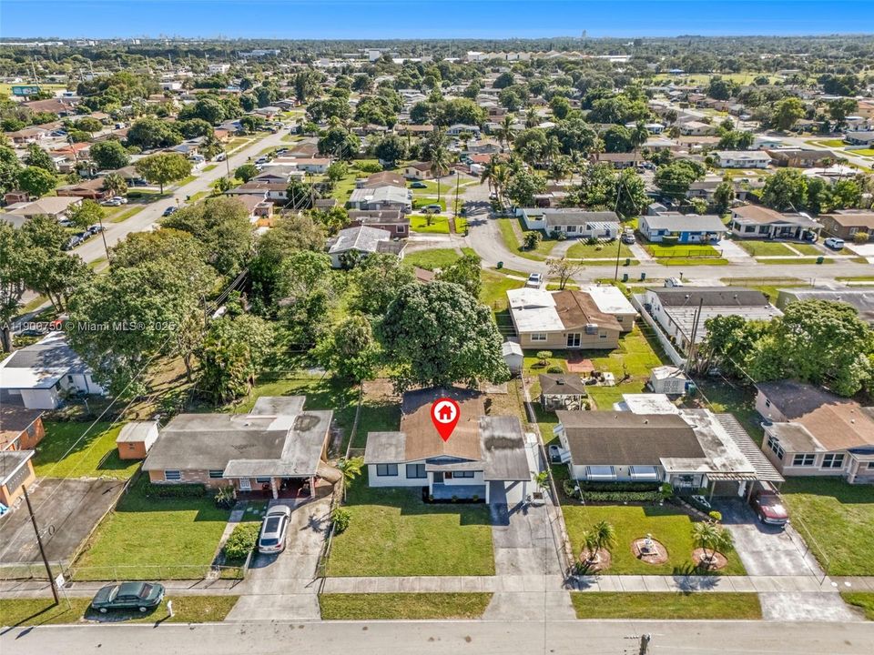 待售: $449,000 (4 贝兹, 2 浴室, 0 平方英尺)