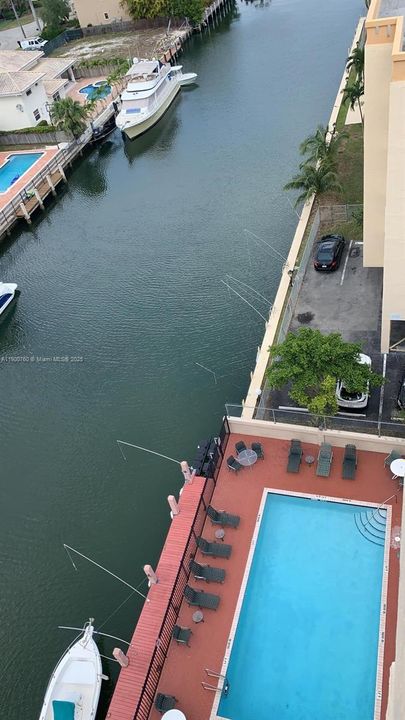 For Rent: $1,700 (1 beds, 1 baths, 792 Square Feet)