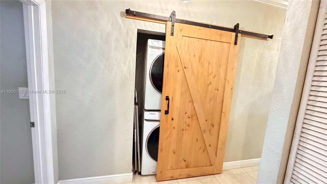 待售: $550,000 (3 贝兹, 2 浴室, 1500 平方英尺)