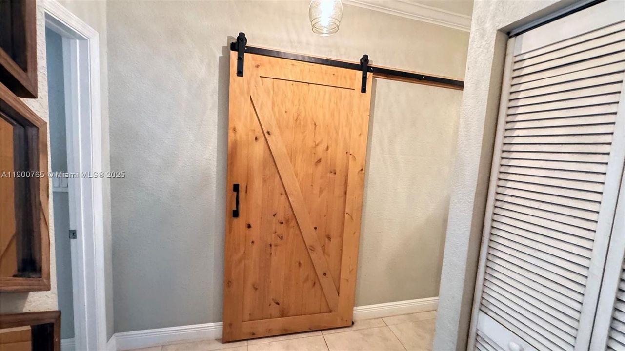 待售: $550,000 (3 贝兹, 2 浴室, 1500 平方英尺)