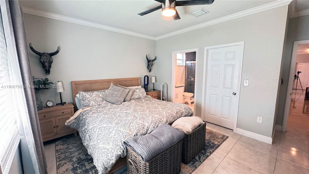 待售: $550,000 (3 贝兹, 2 浴室, 1500 平方英尺)