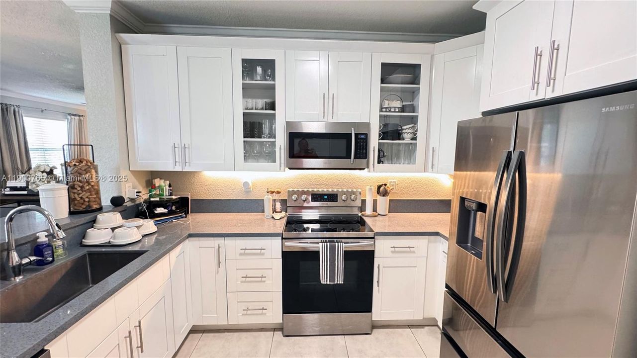 待售: $550,000 (3 贝兹, 2 浴室, 1500 平方英尺)