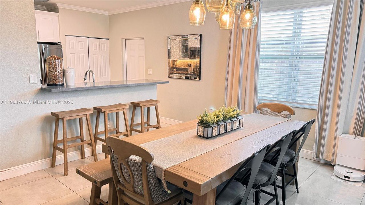 待售: $550,000 (3 贝兹, 2 浴室, 1500 平方英尺)