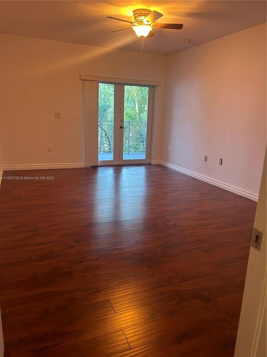 出租: $5,500 (3 贝兹, 2 浴室, 2023 平方英尺)