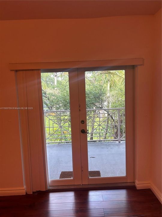 出租: $5,500 (3 贝兹, 2 浴室, 2023 平方英尺)