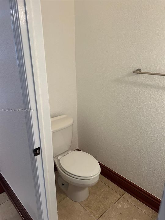 出租: $5,500 (3 贝兹, 2 浴室, 2023 平方英尺)